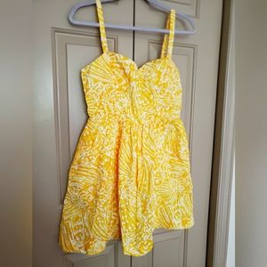 Yellow lilly Pulitzer dress size 8 PRICE FIRM